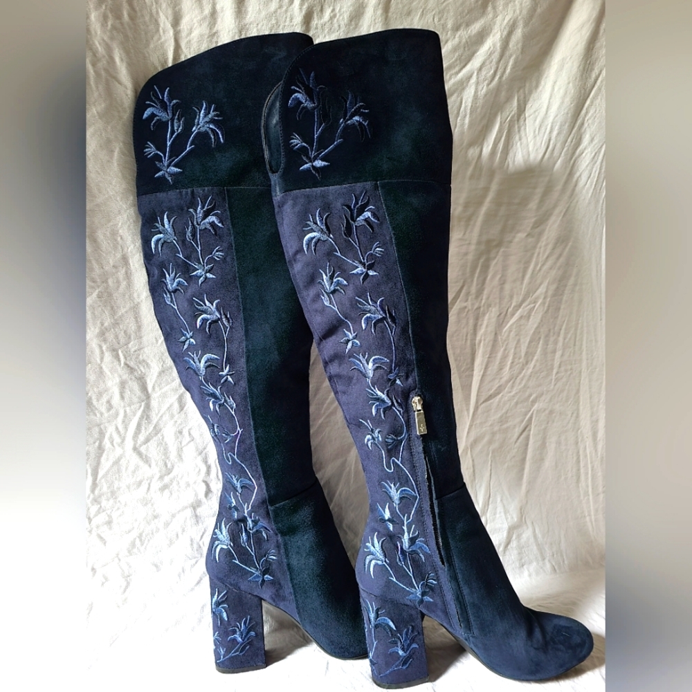 Kenneth Cole over the knee blue boots with floral embroidery 8M